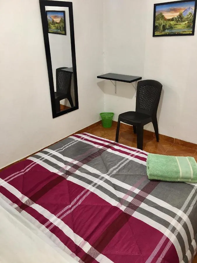 Habitación en casa particular Dorado Airport rooms&apartments Bogotá Colombia