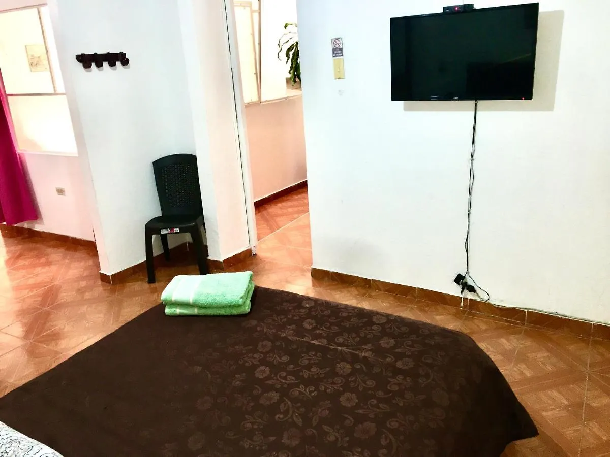 Habitación en casa particular Dorado Airport rooms&apartments Bogotá
