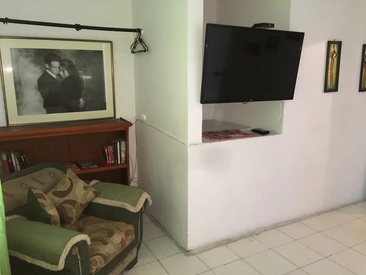 Dorado Airport Rooms & Apartments 보고타