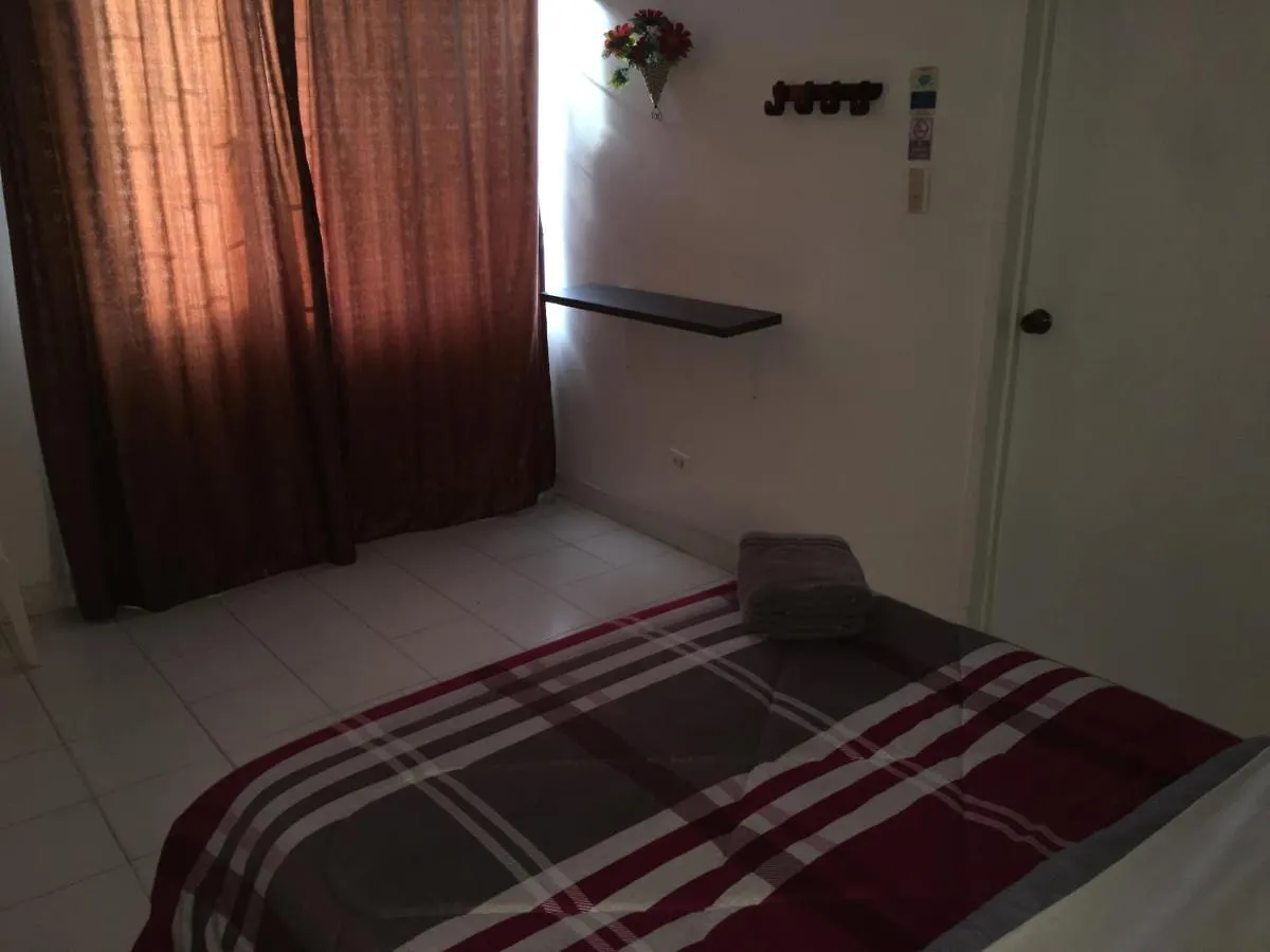 Dorado Airport Rooms & Apartments 보고타 홈스테이